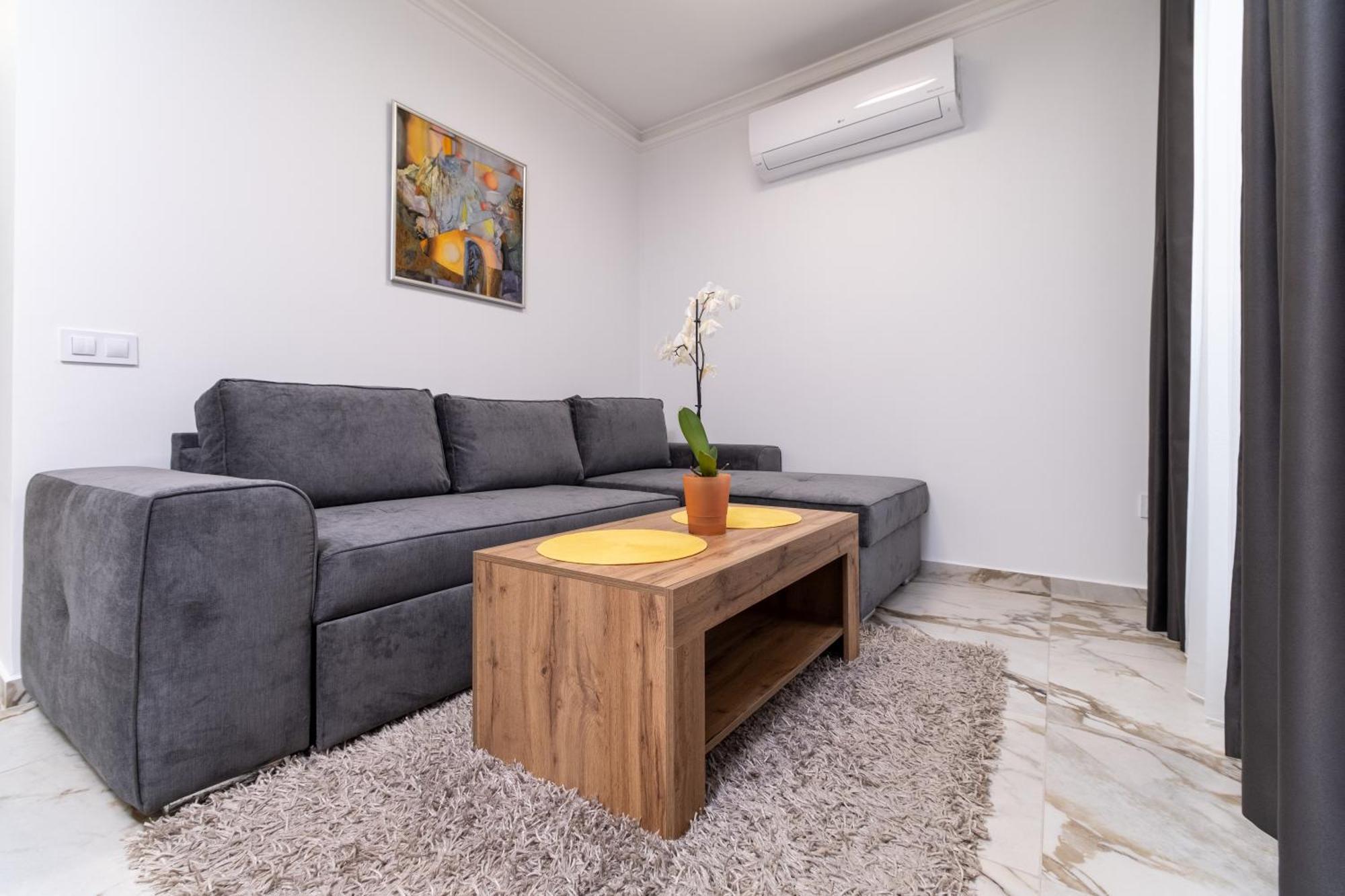 Modern 1-Bedroom Apartments Plovdiv Exterior photo